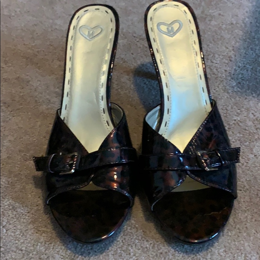 Women’s heels, size 10, brown/black leopard like